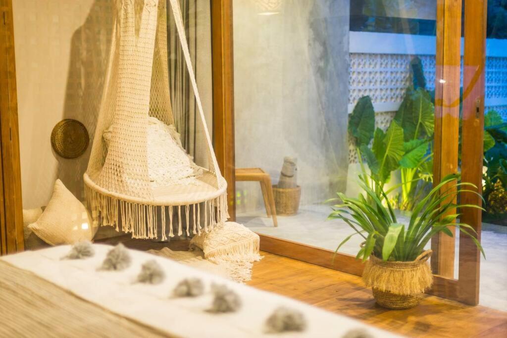 קנגו Romantic - Stylish - High End 1Br Villa מראה חיצוני תמונה